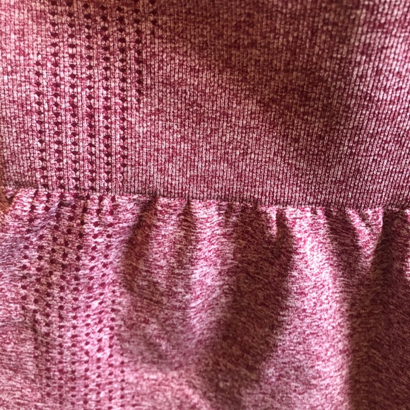 Maroon heathered compression gym shorts - Picture 4 of 4